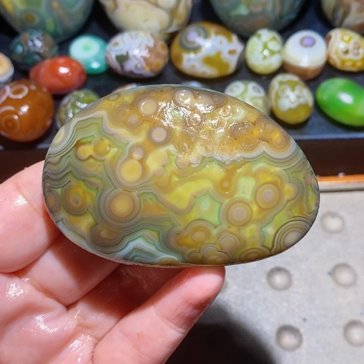 未镶嵌玛瑙/玉髓珠宝半成品70