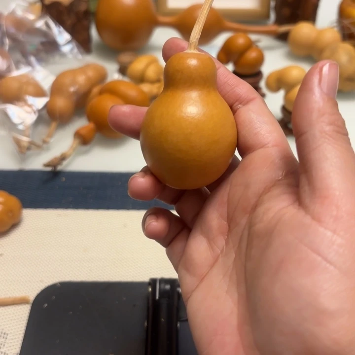 婷***婷天然手捻老皮葫芦