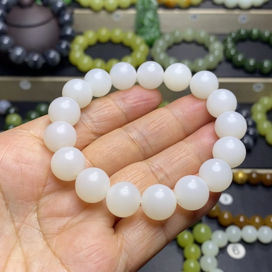 和田玉未镶嵌手串