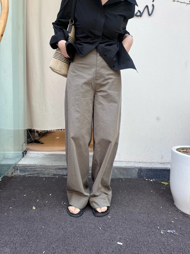 卷边直筒裤显瘦百搭简约款