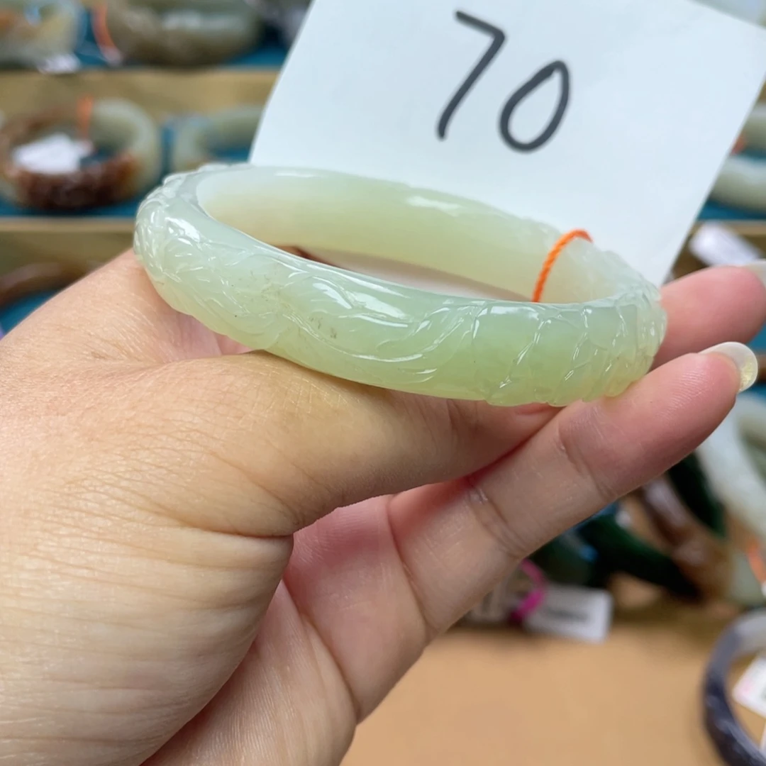 未镶嵌手镯和田玉圈口57