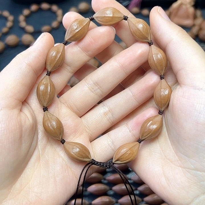 橄榄核手串/手链ʚ****ɞ油 1.2 2.05左右 手