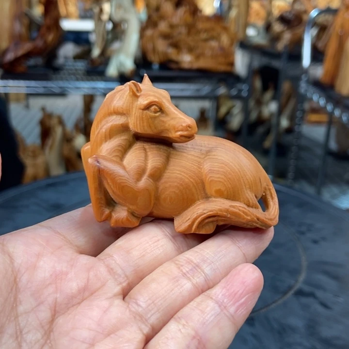 柏木（崖柏）手把件马