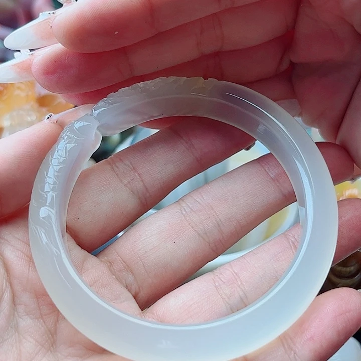 *****玛瑙未镶嵌手饰吊坠