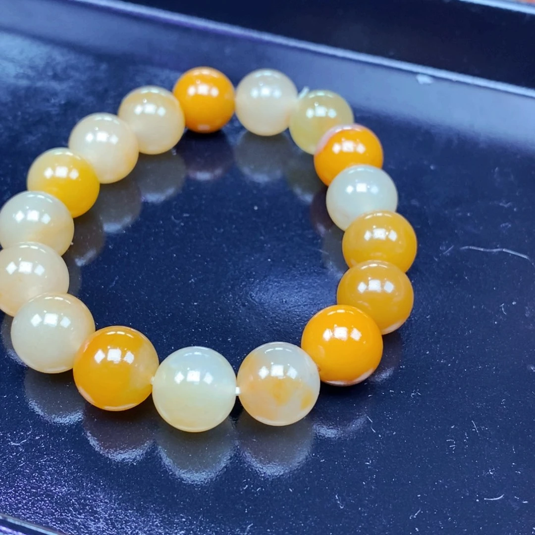 未镶嵌石英质玉（黄龙玉）颈饰