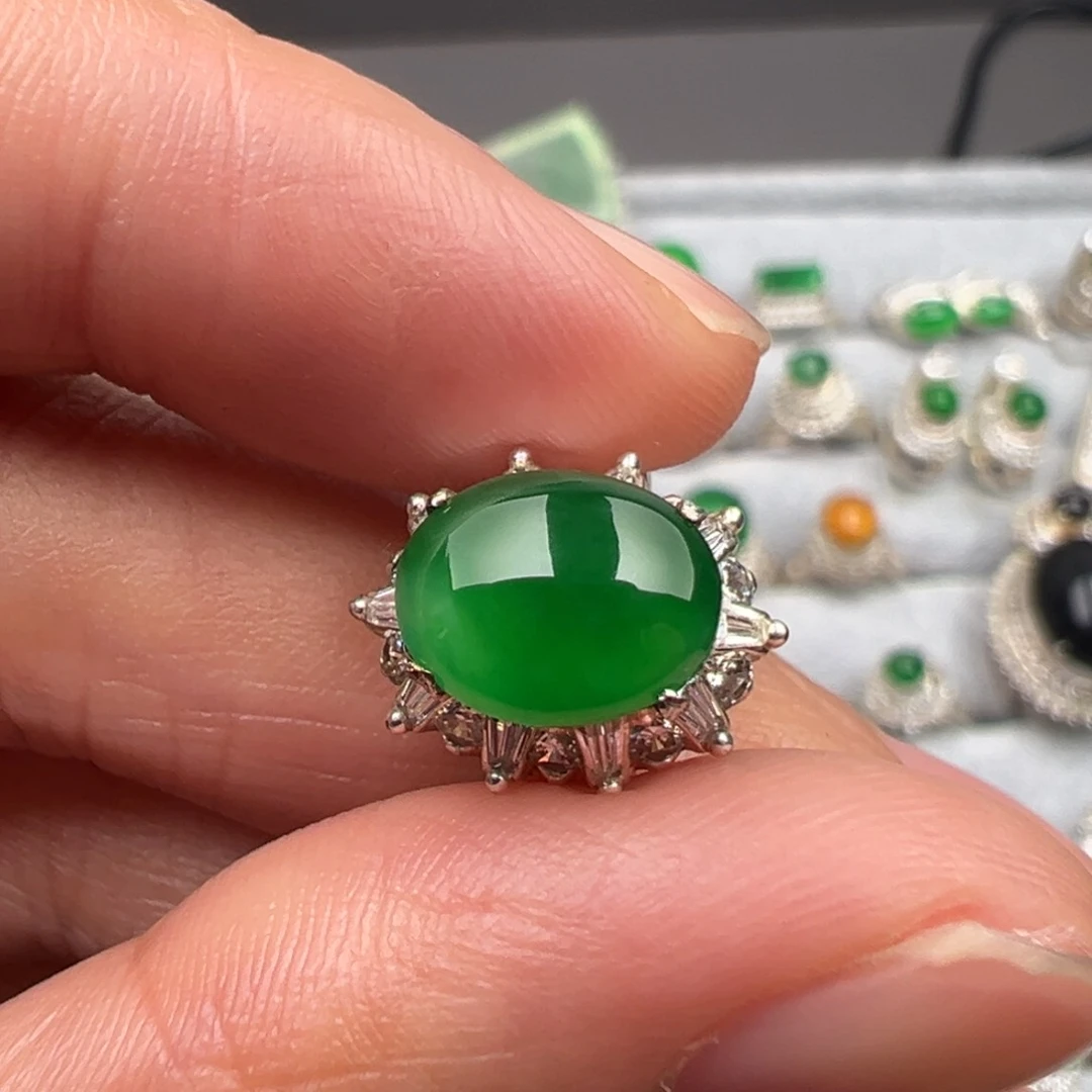 定制翡翠未镶嵌A货