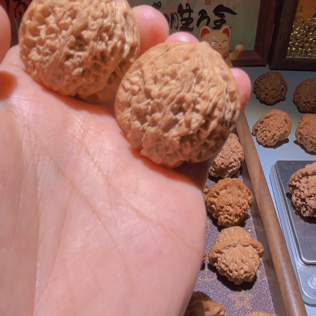 瑞麟文玩核桃山地无名野核