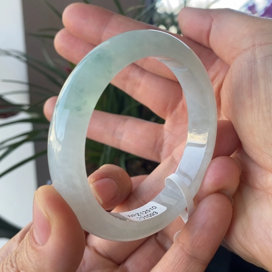 翡翠未镶嵌手镯13号