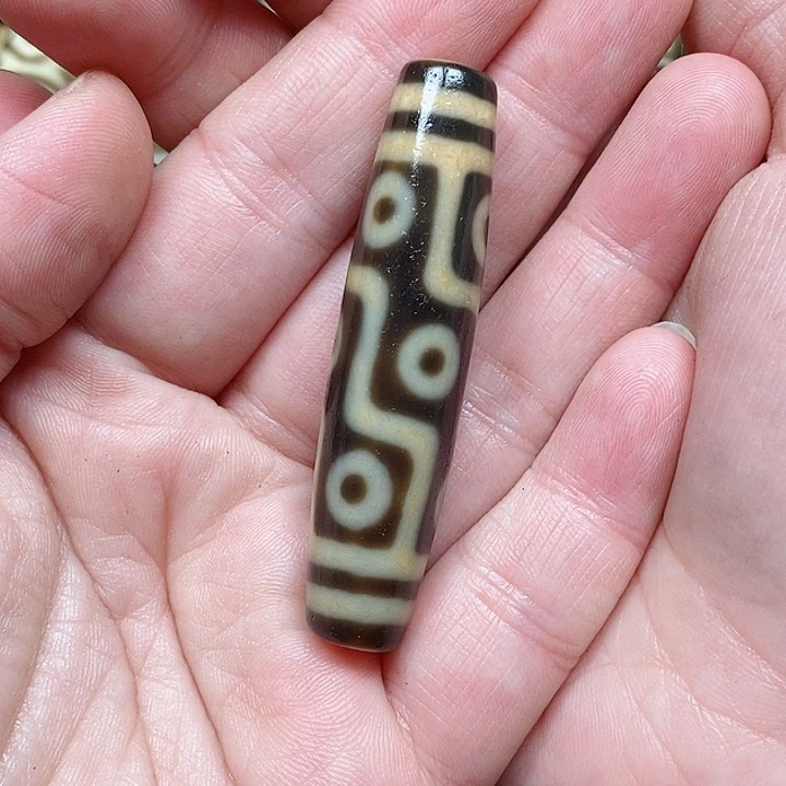 玛瑙/玉髓颈饰未镶嵌胡**身