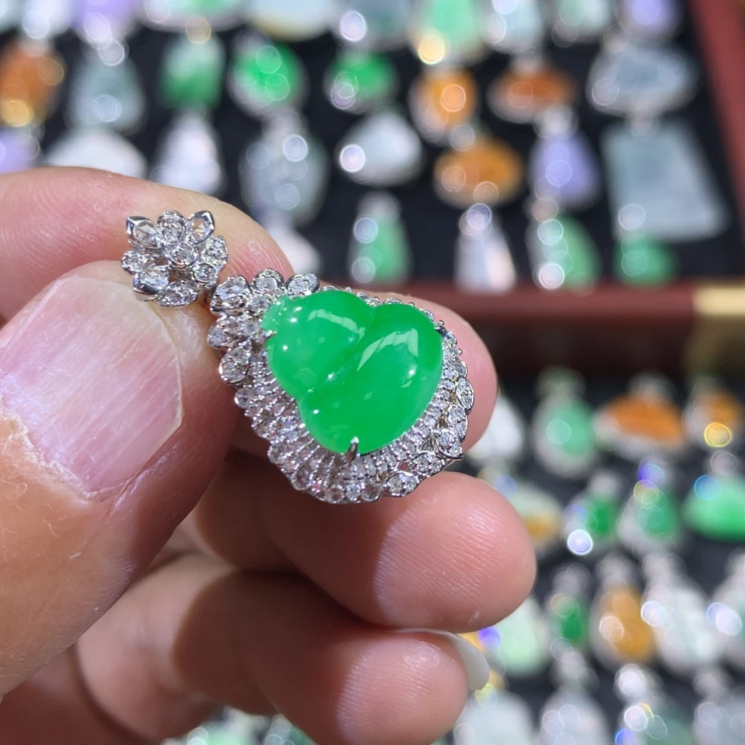 翡翠18K金镶嵌吊坠(不含链)