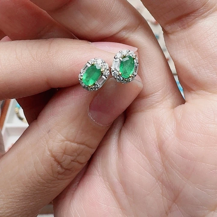 祖母绿耳饰银S925镶嵌