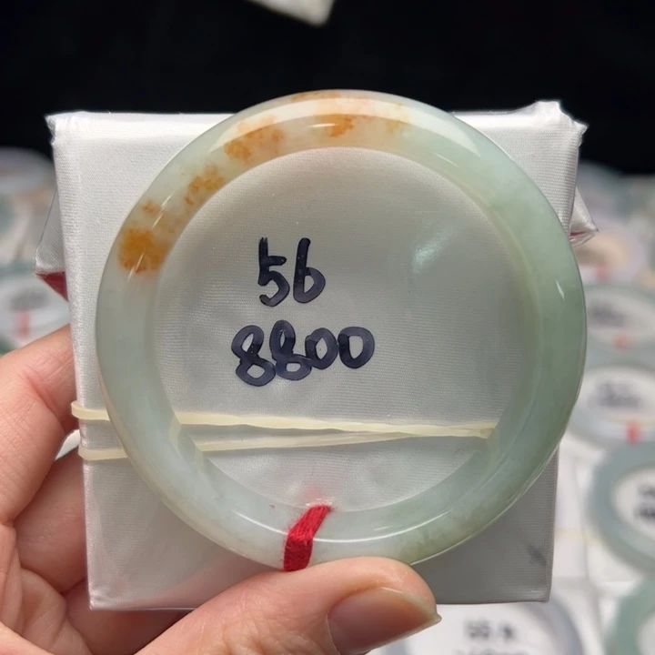 翡翠未镶嵌手镯A货