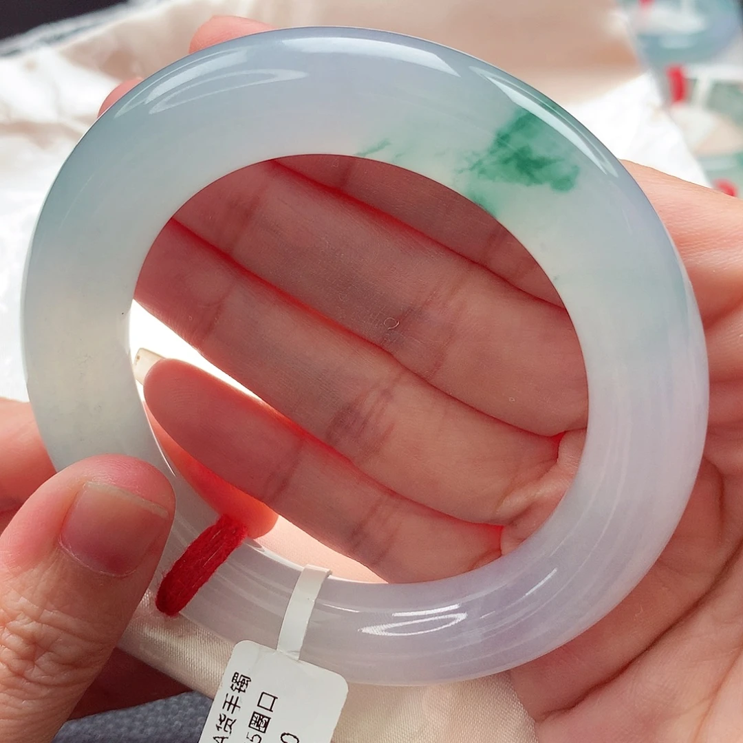 翡翠未镶嵌手镯55 56圈口冰胶透蓝底飘花胖圆条 038