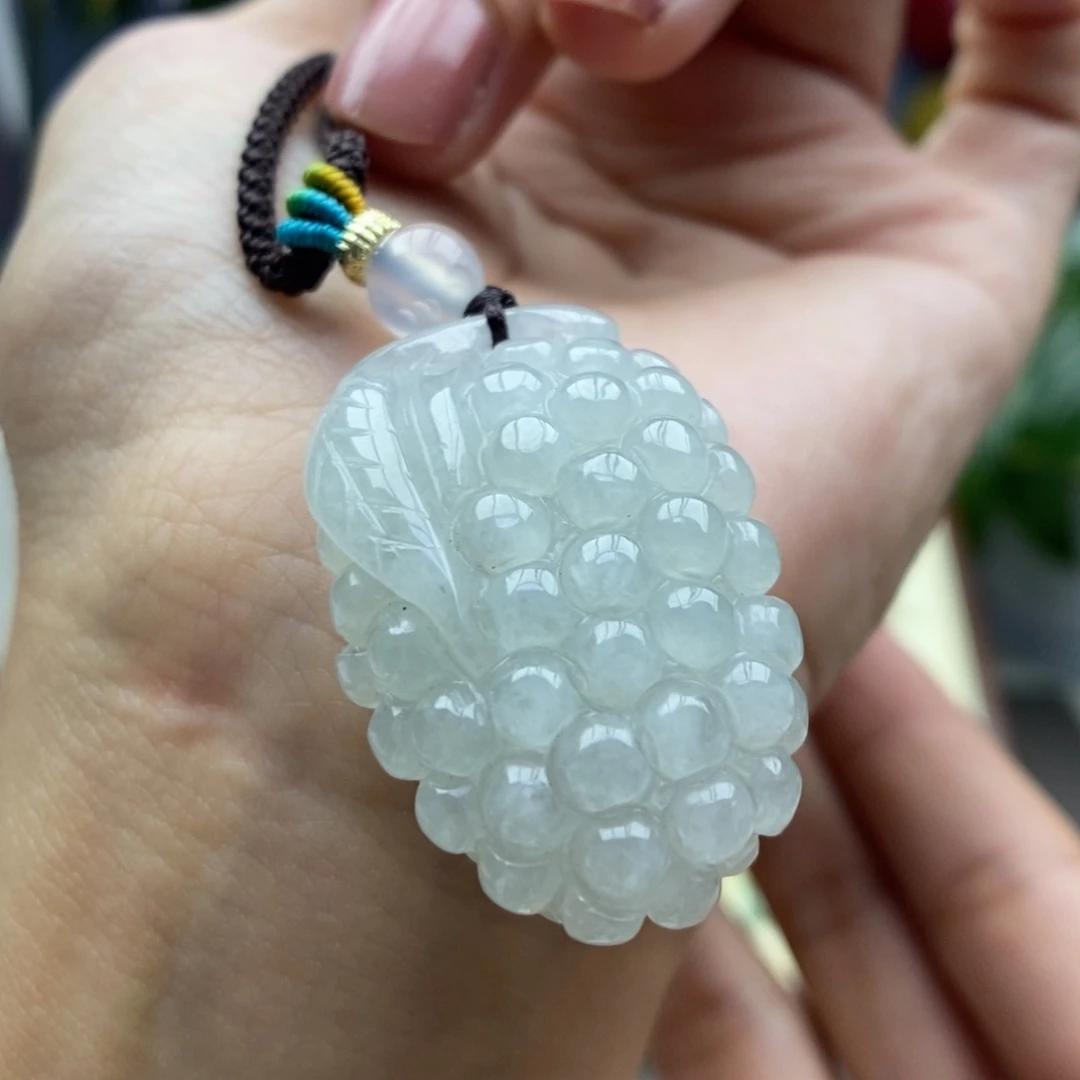 颈饰未镶嵌翡翠吊坠