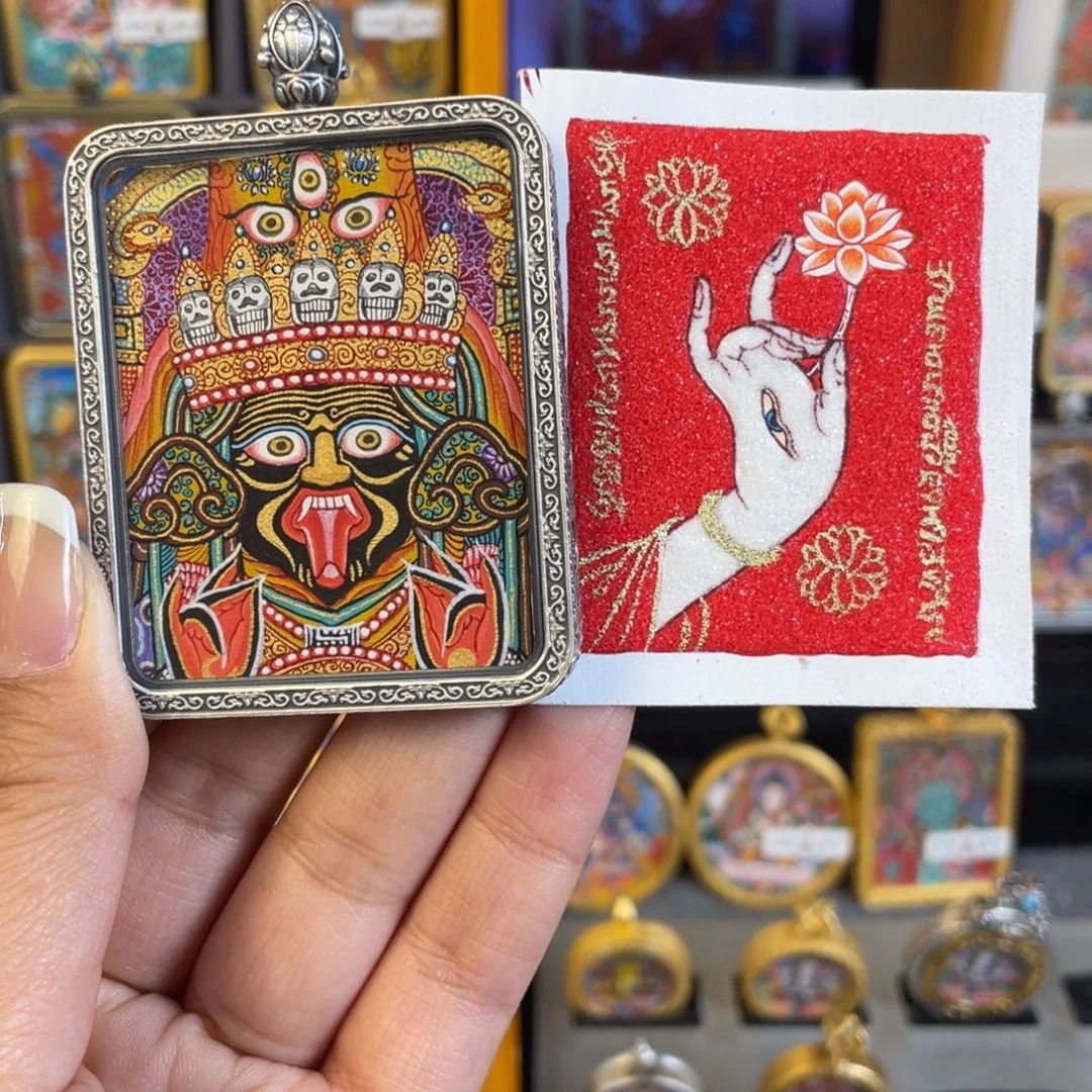 小***如吊坠小可呼噜热贡手绘