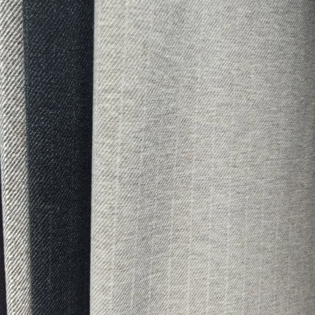 醋酸小羊毛  斜纹米白