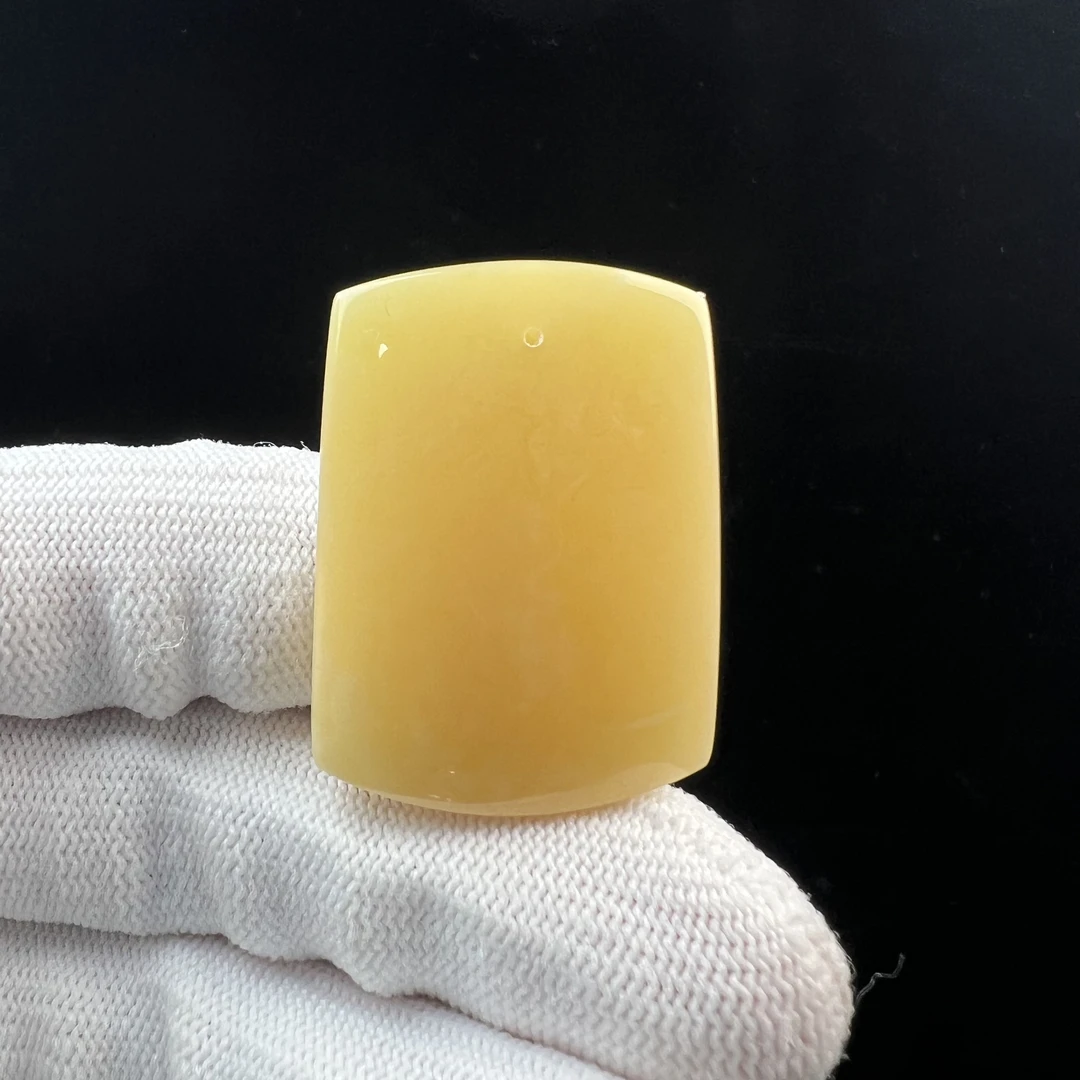 Y1730天然原矿蜜蜡 无事牌 26*35*10mm抖音基地质检发货