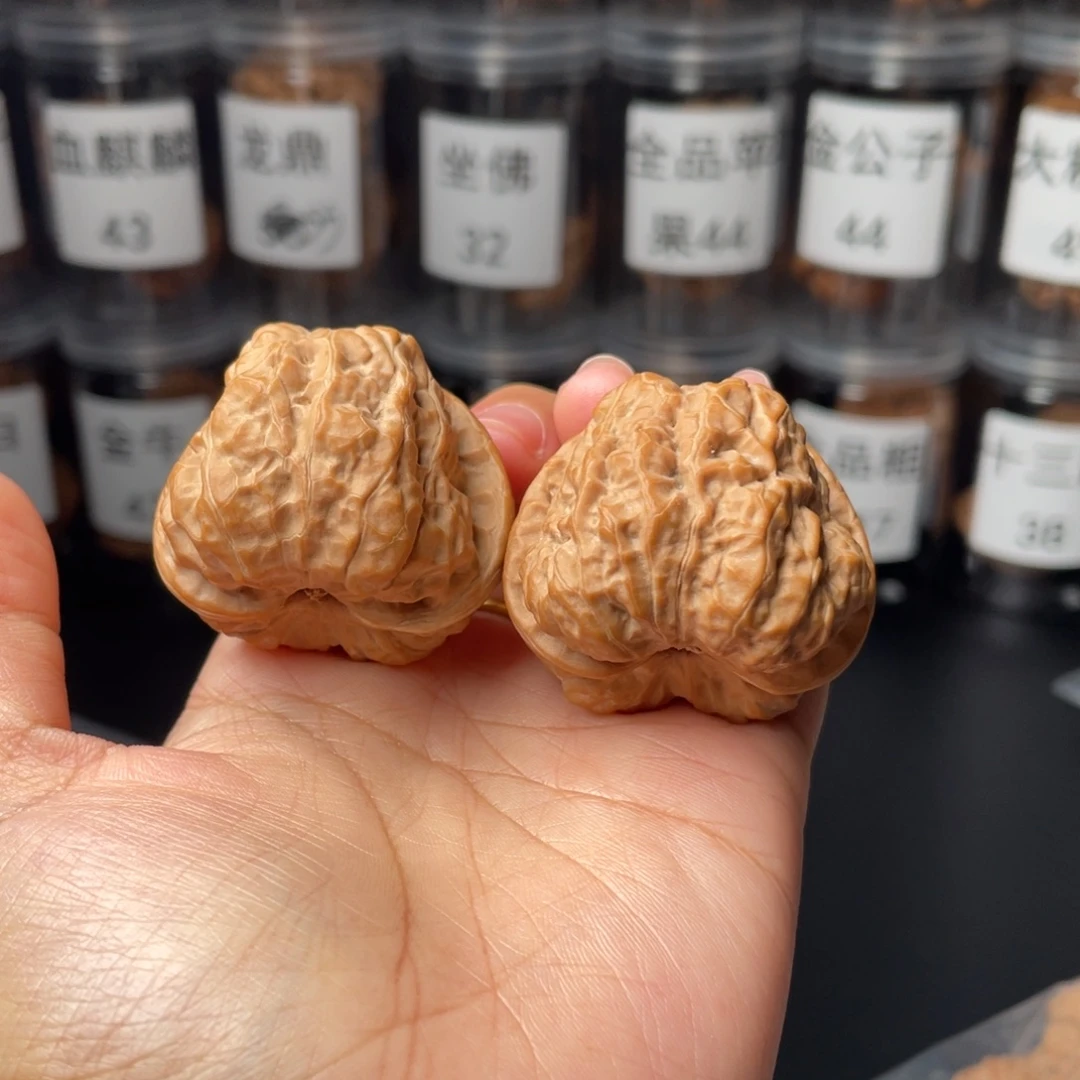 文玩核桃吊坠40蛤蟆头