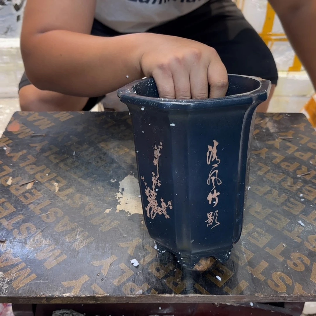 紫砂花盆瑕疵和瑕疵