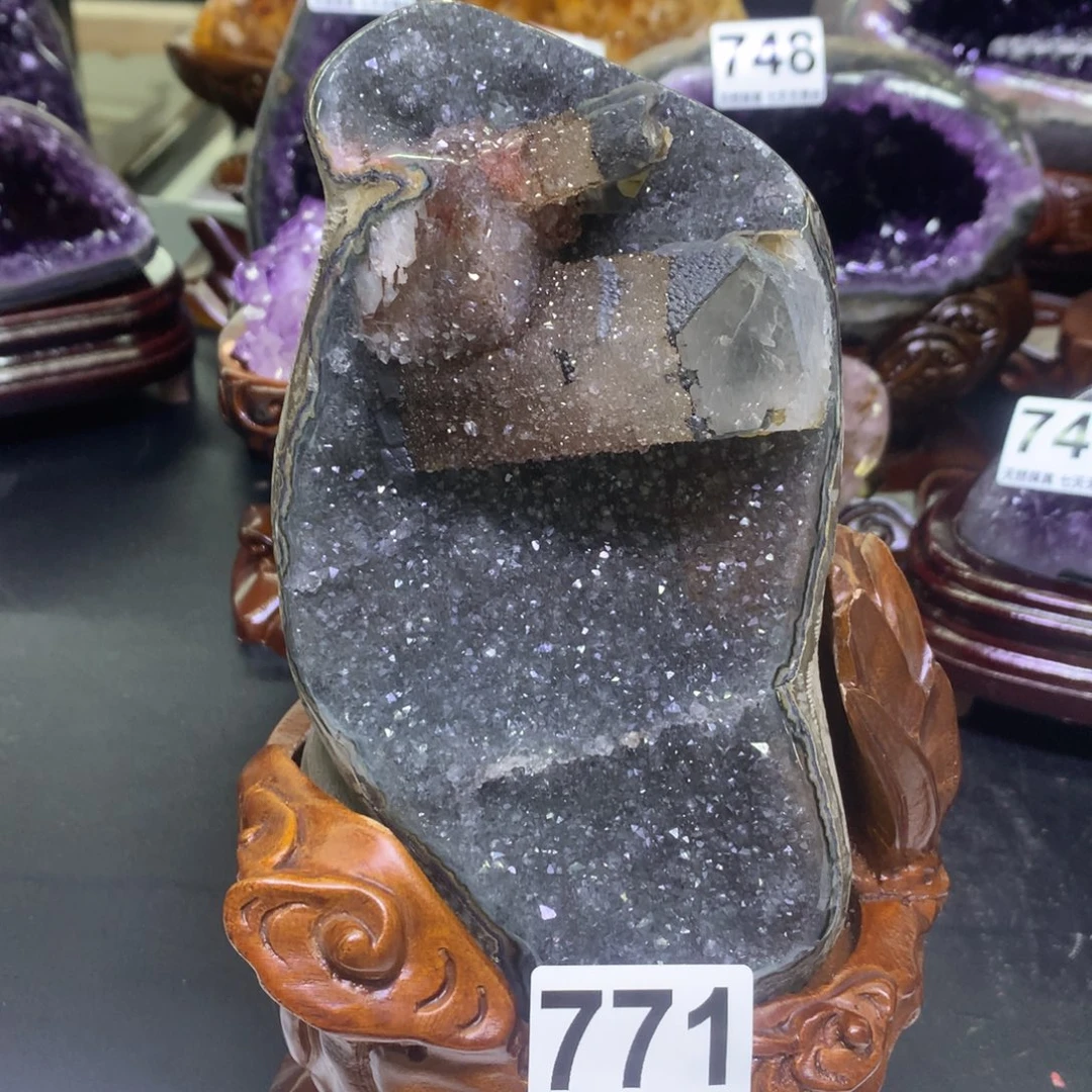 紫晶摆件未镶嵌水晶