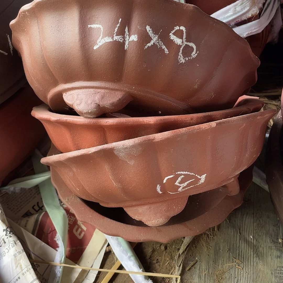 紫砂一组四只莲花