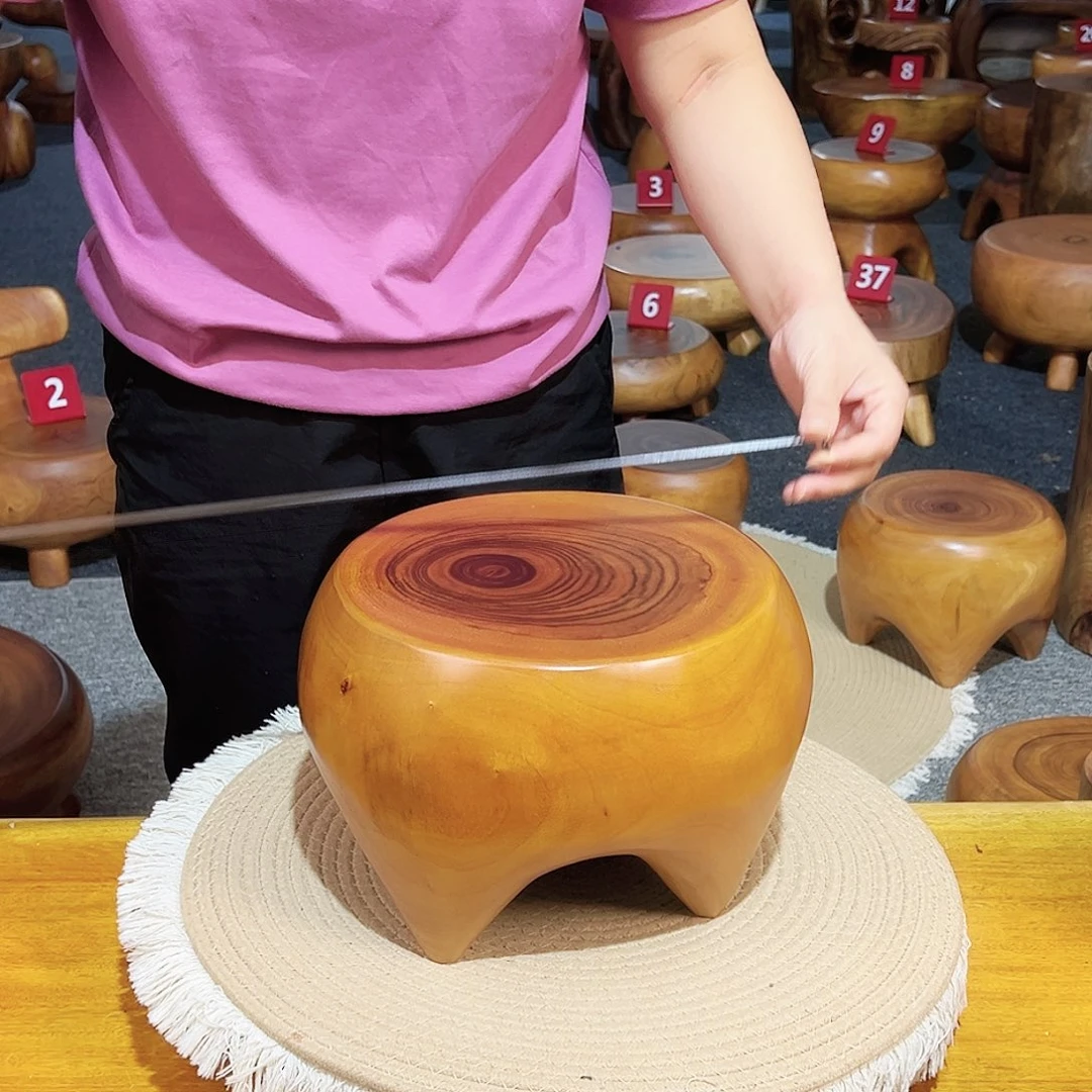 22 号香樟木尺寸：27-27-18cm