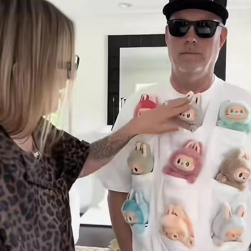 【工藤】娃娃玩偶口袋T恤labubuT恤玩偶多口袋短袖男女布布痛衣纯棉