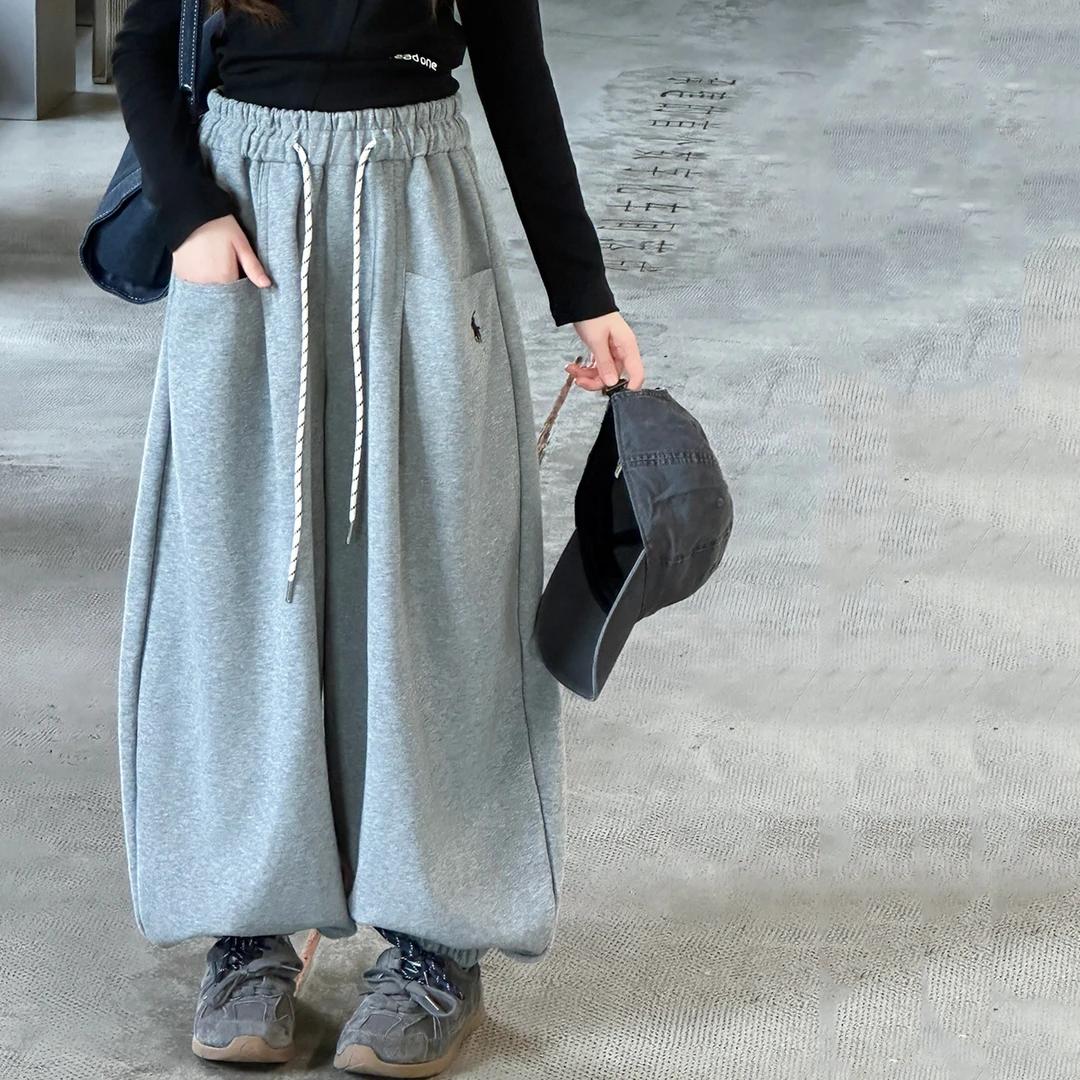 儿童秋装2025新款大女童装灰色裤子春秋款运动卫裤秋季宽松束脚裤