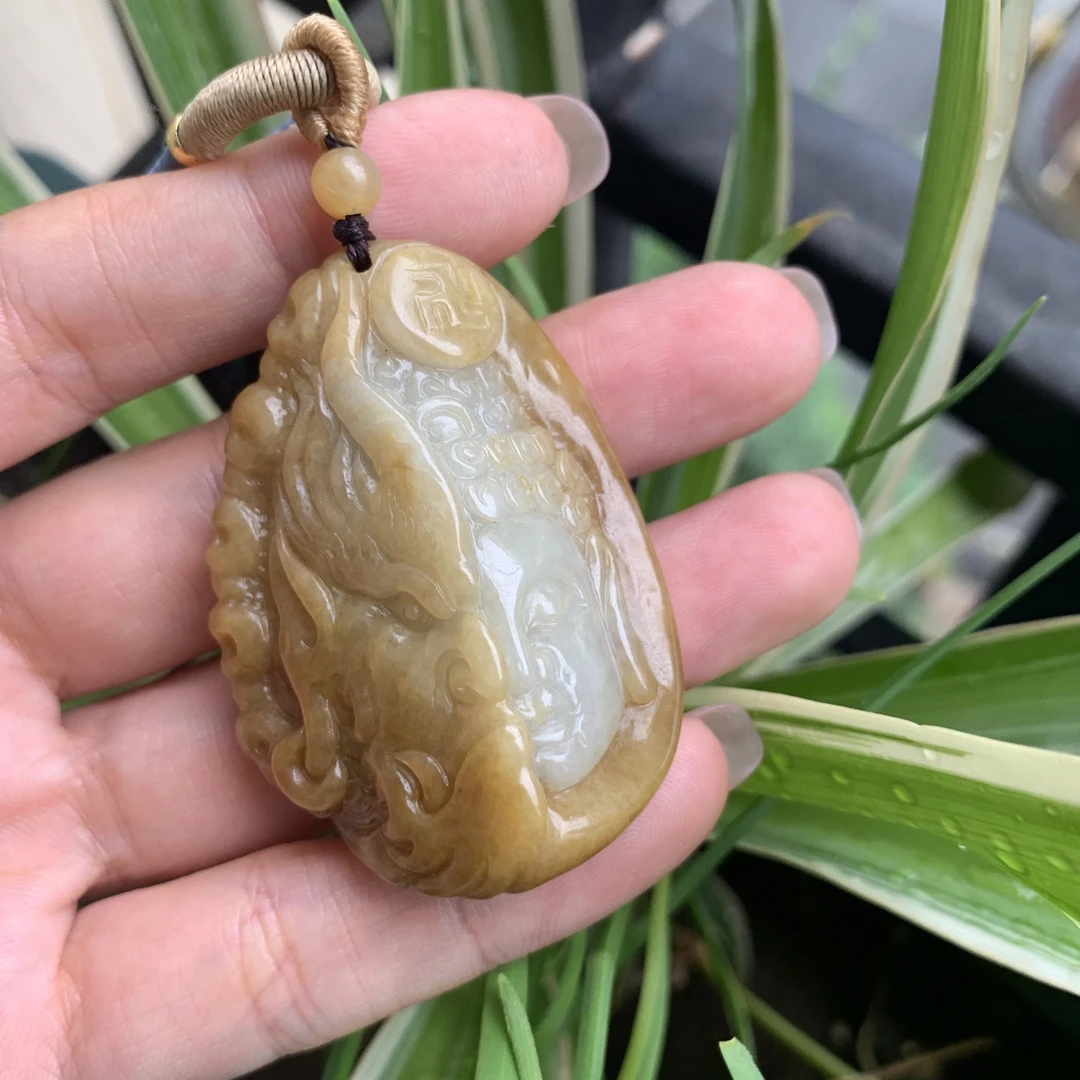 天然缅甸翡翠冰黄起胶一念之间挂件