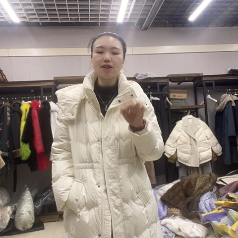 好看好看衣服好看一点