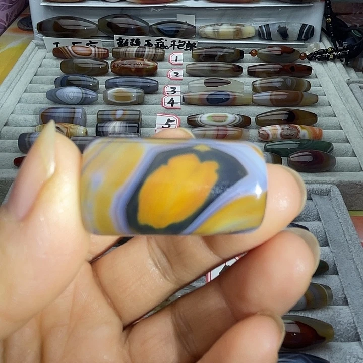 玛瑙/玉髓未镶嵌颈饰彩色剁珠