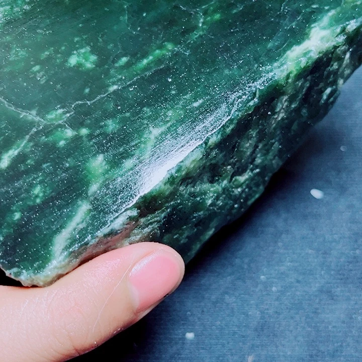 和田玉（糖玉）未镶嵌珠宝奇石