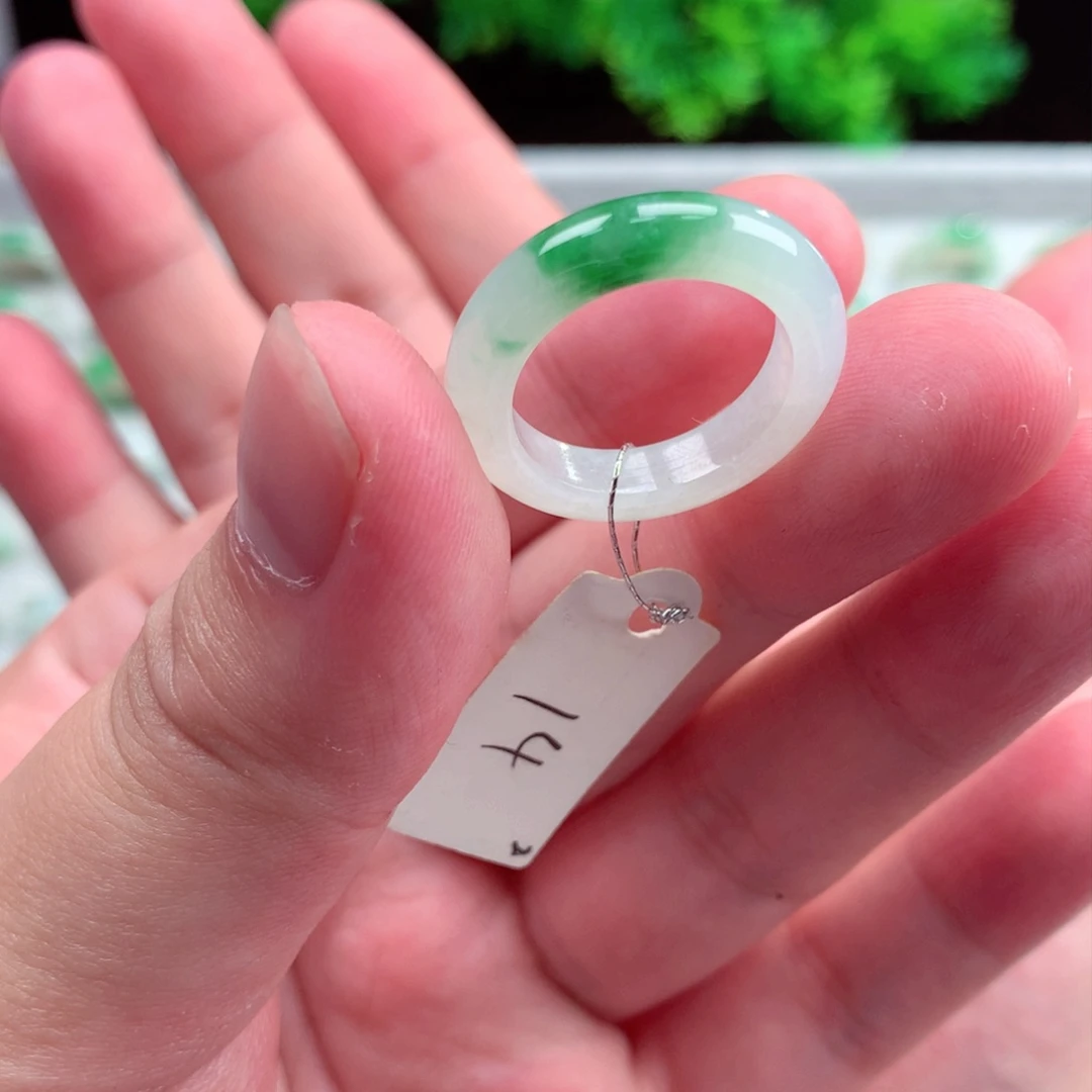 未镶嵌戒指翡翠天然