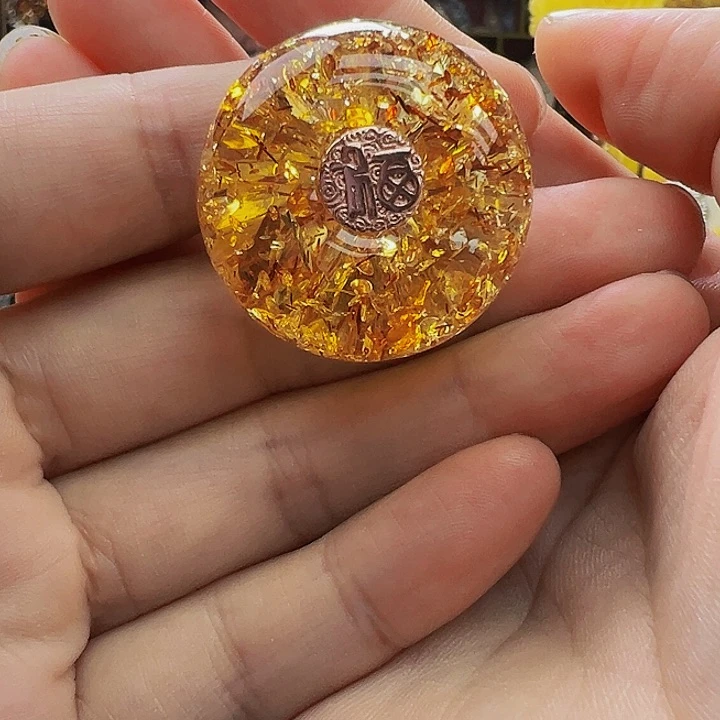 未镶嵌琥珀珠宝奇石