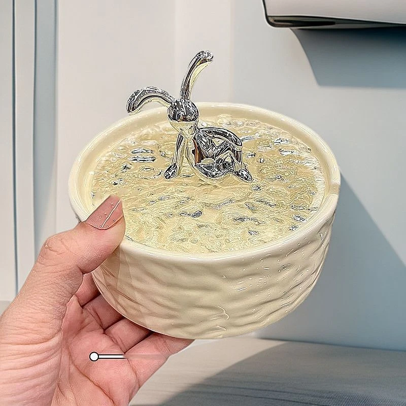 创意烟缸高级感陶瓷烟灰缸带盖防飞灰家用客厅轻奢高颜值ins奶油