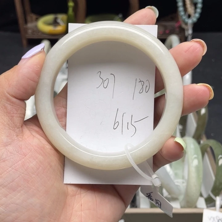 和田玉手镯未镶嵌淡****5
