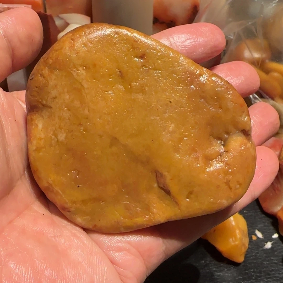 老挝石田黄原石，