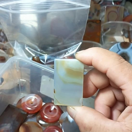 玛瑙/玉髓合金颈饰