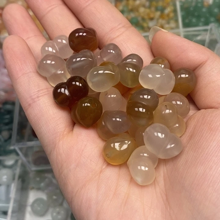 玛瑙/玉髓未镶嵌颈饰天然玛瑙通孔屁桃拍一发三