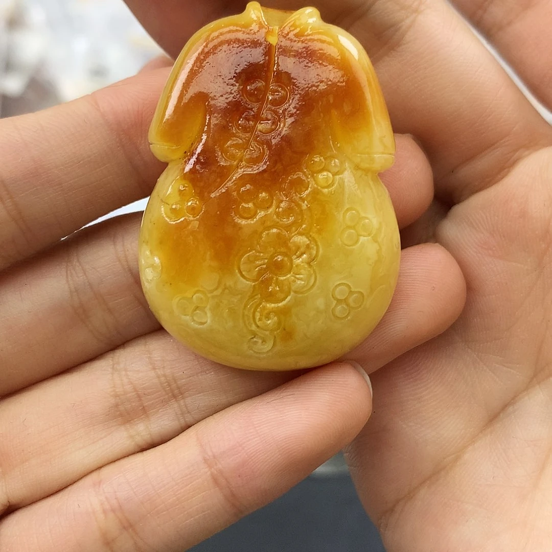 未镶嵌琥珀珠宝奇石