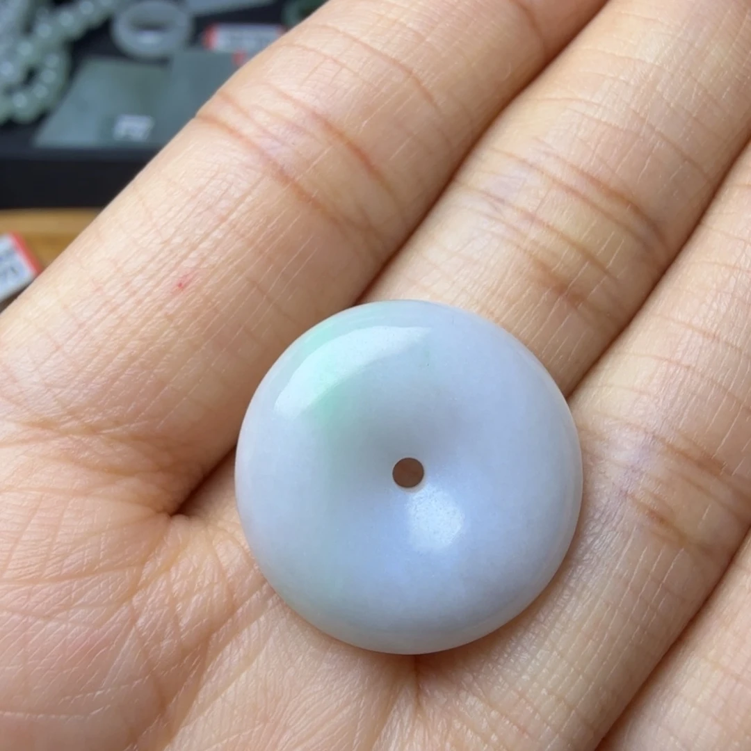 翡翠未镶嵌颈饰天然缅甸翡翠A货