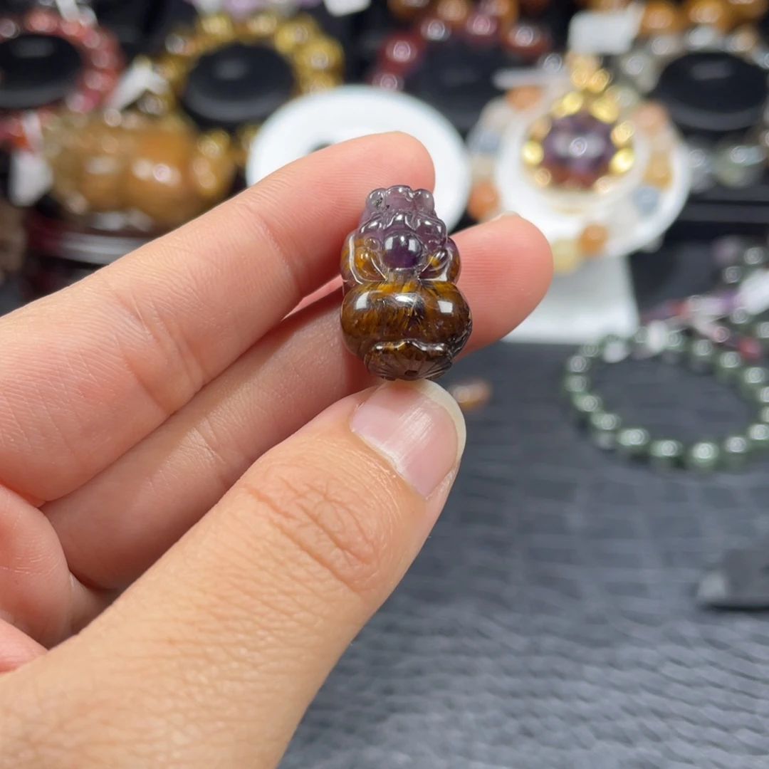 珠宝半成品未镶嵌水晶极光23紫钛貔貅
