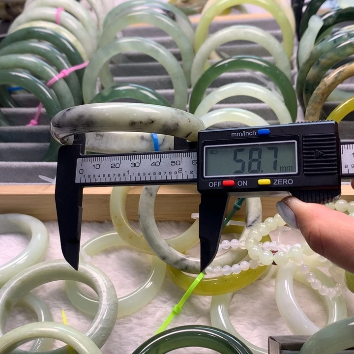 合金蛇纹石玉手链508