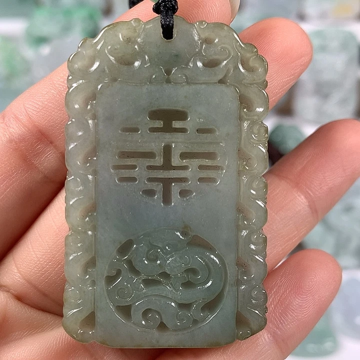 翡翠未镶嵌颈饰仿古龙行天下福利