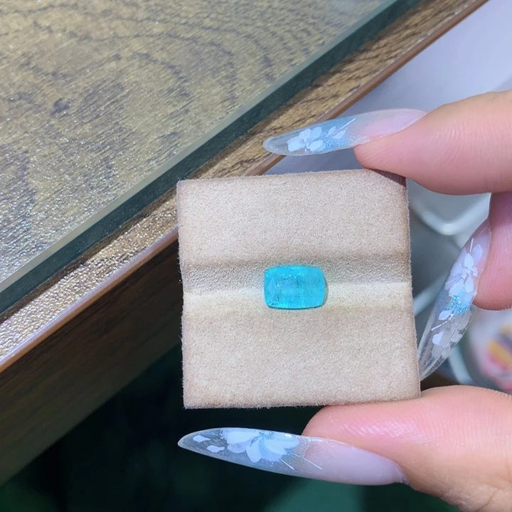 未镶嵌珠宝半成品帕拉依巴碧玺2.07ct天然霓虹蓝帕拉伊巴（大证）