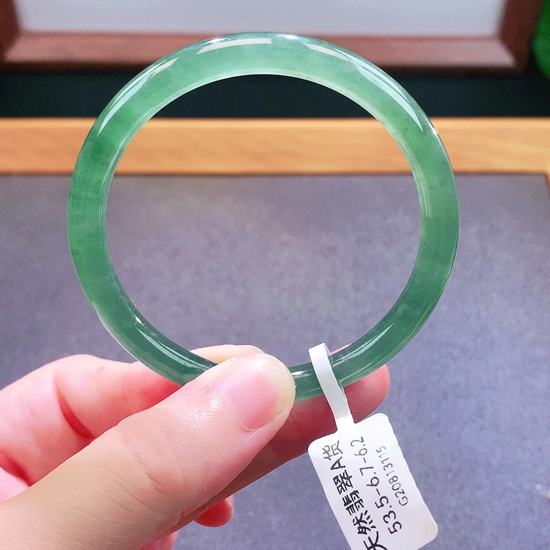 未镶嵌手镯翡翠天然翡翠