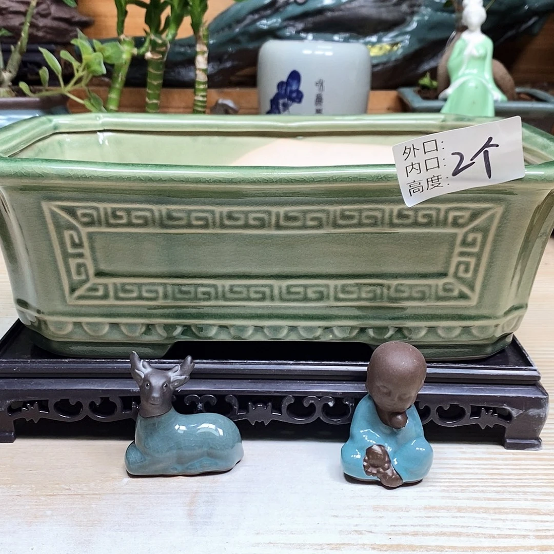 紫砂花盆陶瓷艺术作品欣赏
