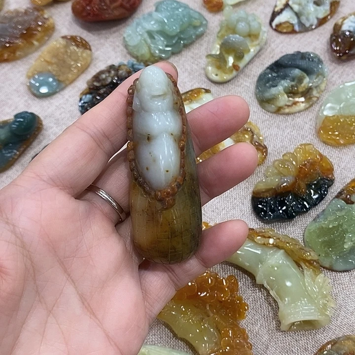 蛇纹石玉合金颈饰