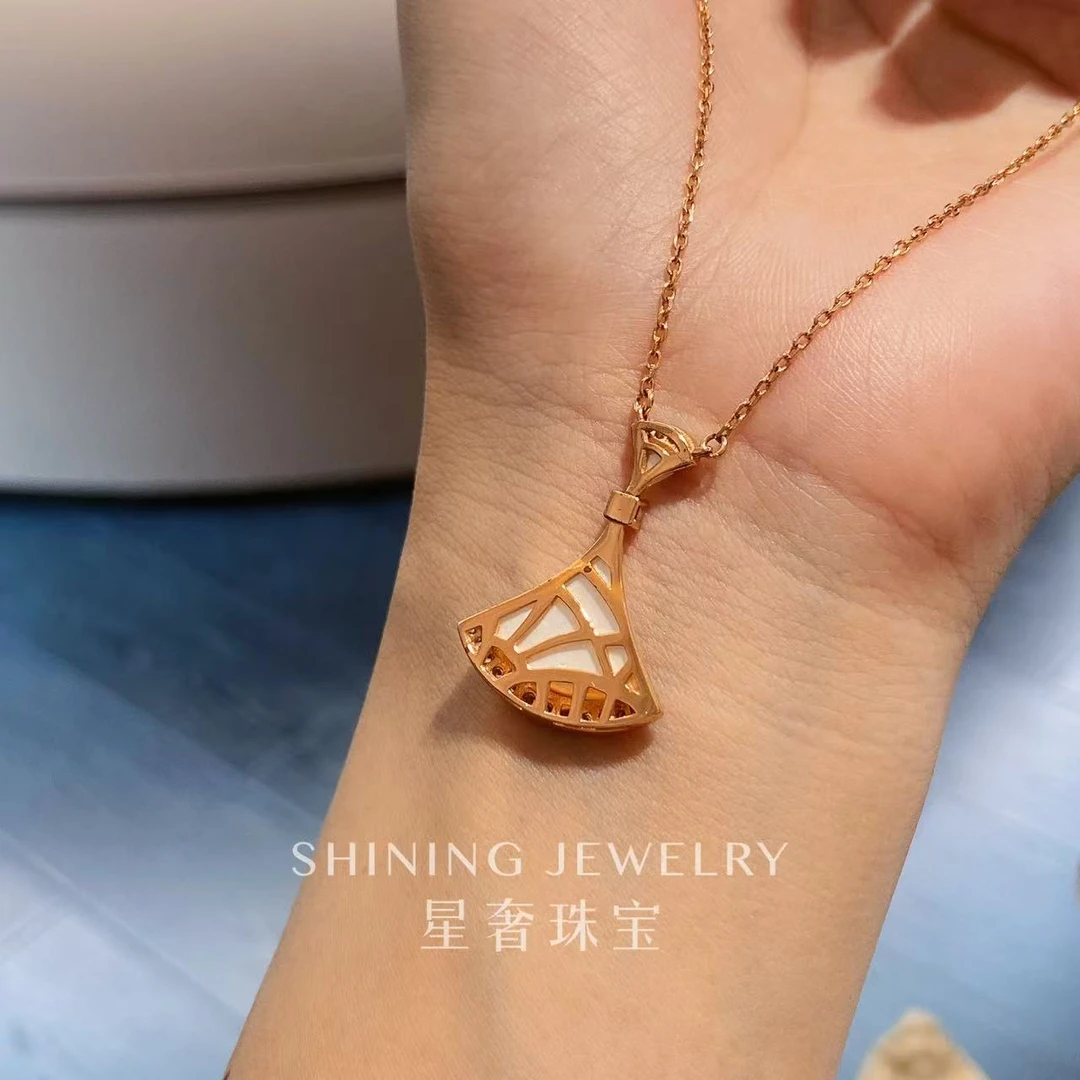 【星奢珠宝】（7克左右）18k金白色大裙子钻石项链