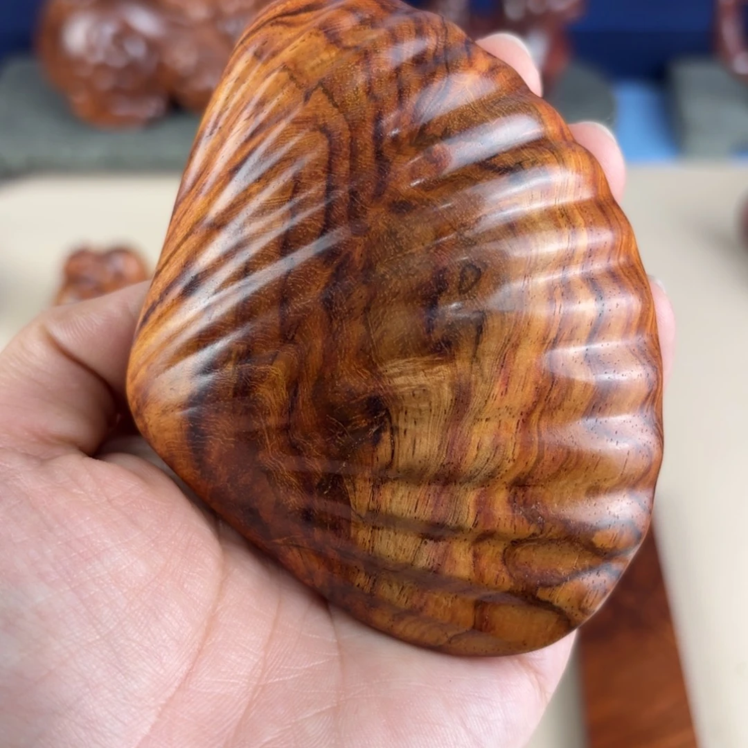 黄花梨/降香黄檀把件